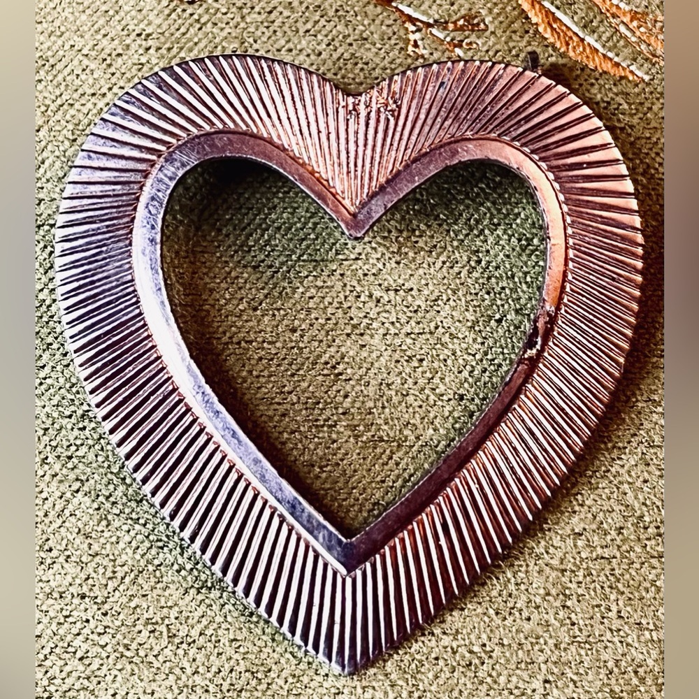 Very Vintage Silver Heart Brooch